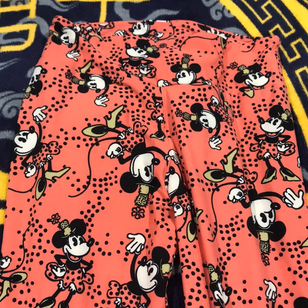 Lularoe Disney Minnie Mouse os Leggings